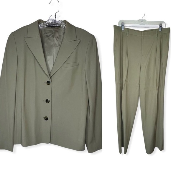 Linda Allard Ellen Tracy Pantsuit - Picture 1 of 13